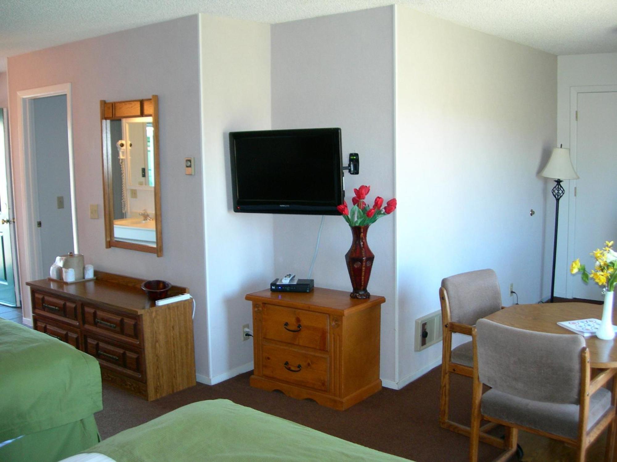 Walker River Lodge Бриджпорт Номер фото